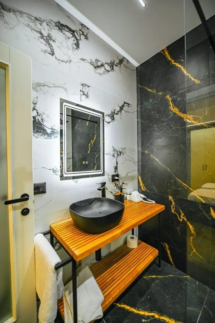 Mon Ami Boutique Hotel Shkoder